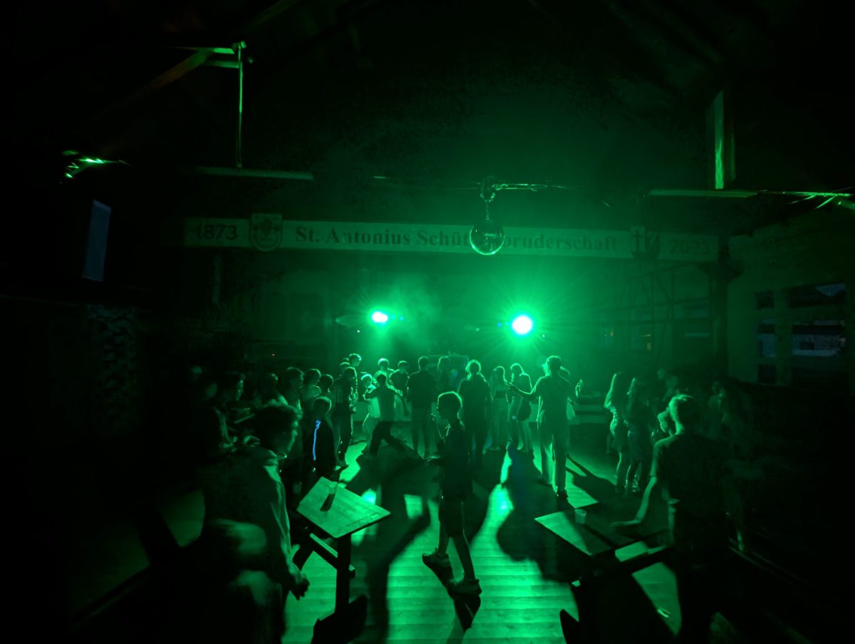 PXL_20250822_190158403